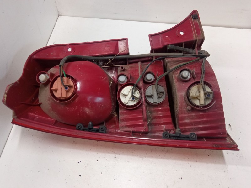 Recambio de piloto trasero derecho para kia picanto i (sa) 1.1 referencia OEM IAM   