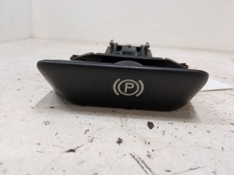 Recambio de tirador freno mano para mercedes-benz clase e (w210) e 230 (210.037) referencia OEM IAM 2104270012  