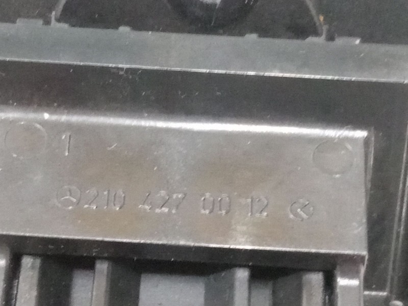 Recambio de tirador freno mano para mercedes-benz clase e (w210) e 230 (210.037) referencia OEM IAM 2104270012  