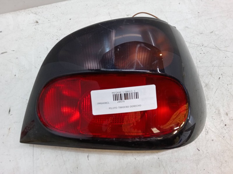 Recambio de piloto trasero derecho para renault megane i (ba0/1_) 1.9 d eco (ba0a, ba0u, ba0r) referencia OEM IAM   