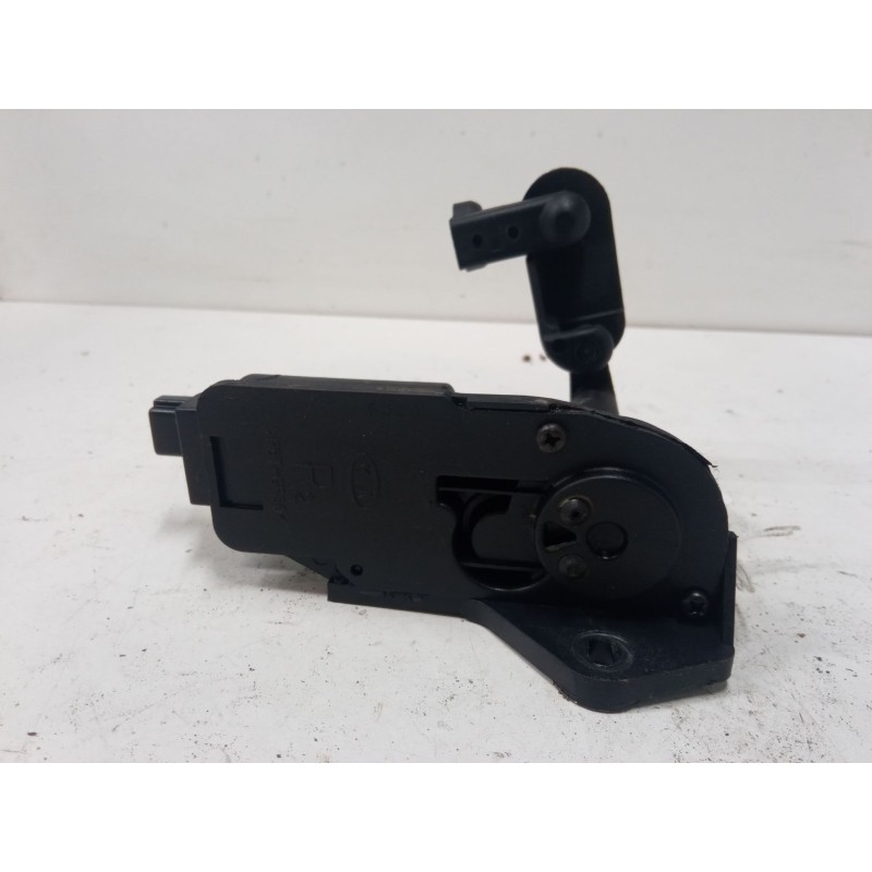 Recambio de motor lunas oscilobatiente derecho para kia carnival / grand carnival iii (vq) 2.9 crdi referencia OEM IAM   