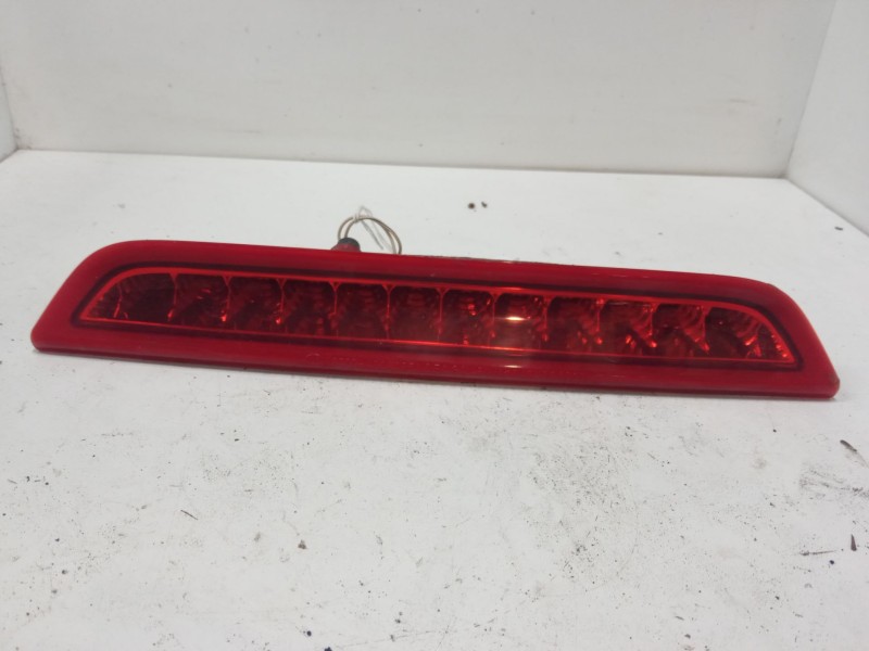 Recambio de luz central de freno para kia carnival / grand carnival iii (vq) 2.9 crdi referencia OEM IAM   