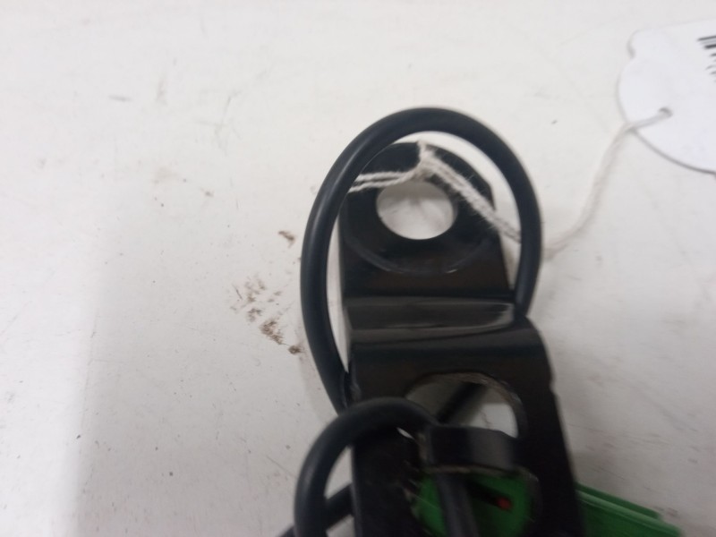 Recambio de anclaje cinturon delantero derecho para volvo s40 ii (544) 1.8 referencia OEM IAM   