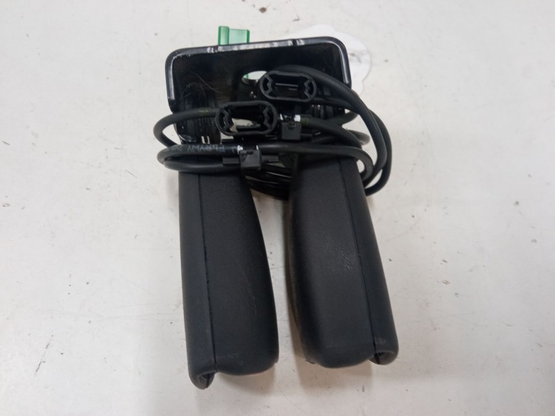 Recambio de anclaje cinturon trasero derecho para volvo s40 ii (544) 1.8 referencia OEM IAM   