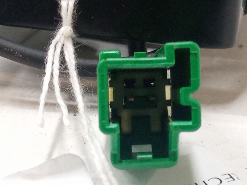 Recambio de anclaje cinturon trasero derecho para volvo s40 ii (544) 1.8 referencia OEM IAM   