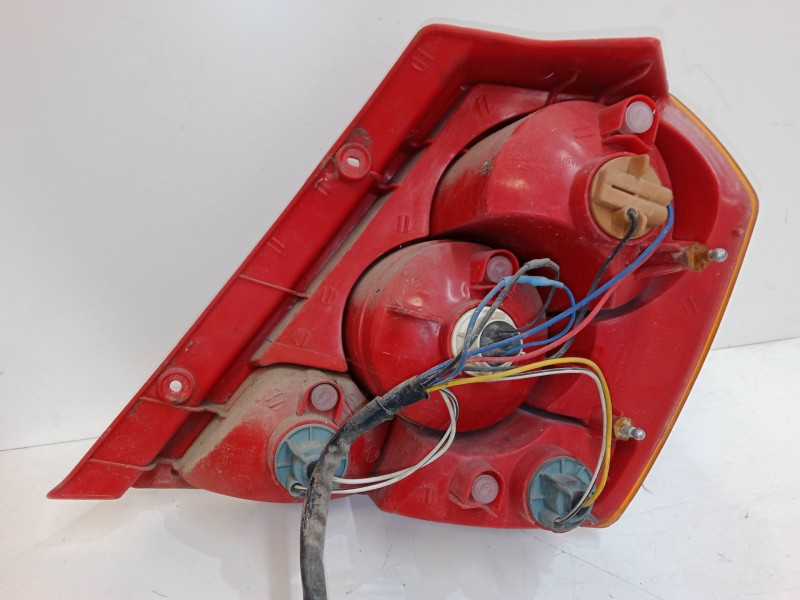 Recambio de piloto trasero izquierdo para daewoo kalos (klas) 1.4 referencia OEM IAM   