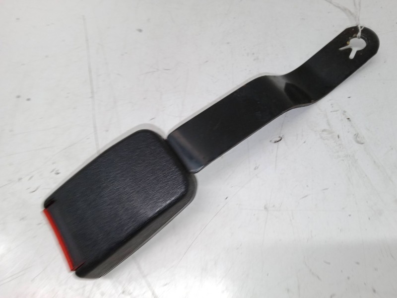 Recambio de anclaje cinturon delantero izquierdo para seat ibiza ii (6k1) 1.4 16v referencia OEM IAM   