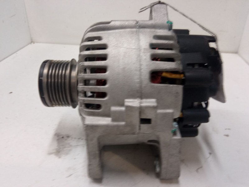 Recambio de alternador para renault clio ii (bb_, cb_) 1.5 dci (b/c2j) referencia OEM IAM   