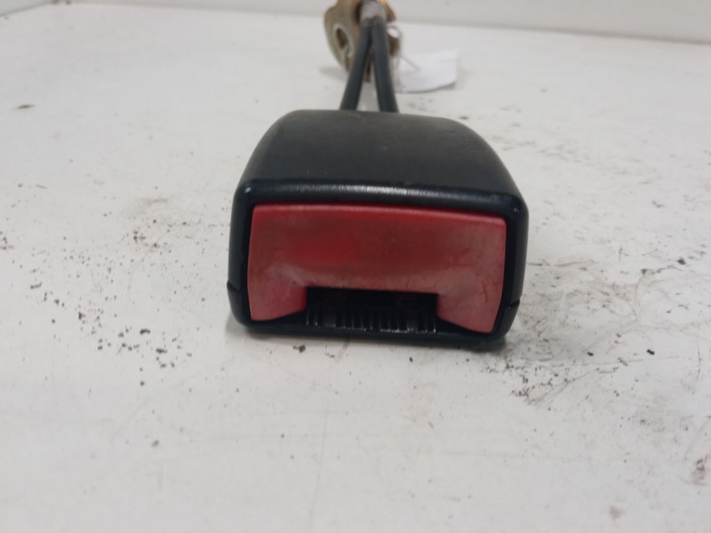 Recambio de anclaje cinturon trasero izquierdo para volkswagen new beetle (9c1, 1c1) 1.9 tdi referencia OEM IAM   