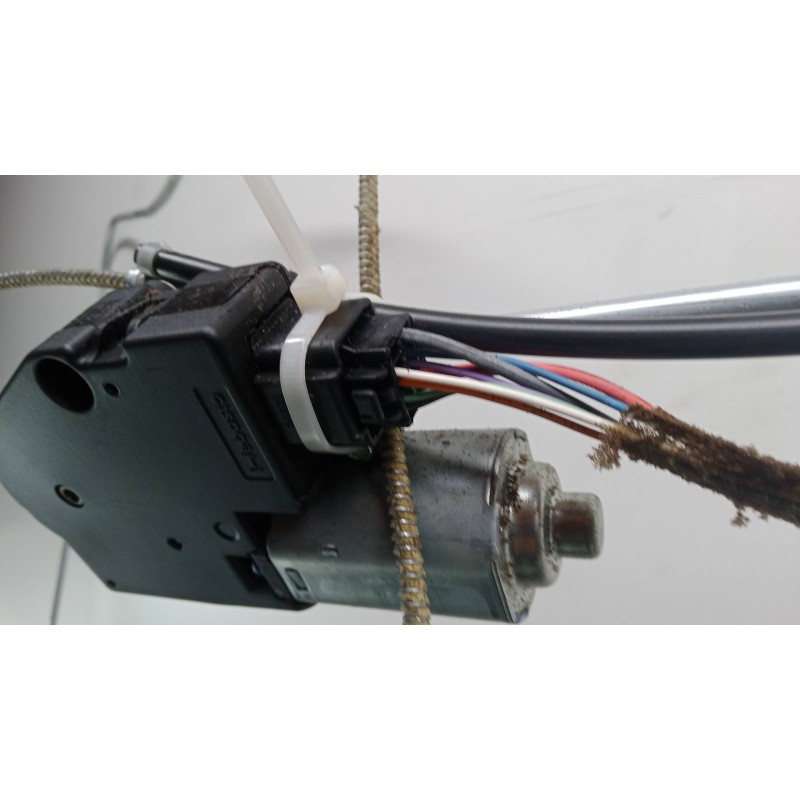 Recambio de techo electrico para renault grand scénic ii (jm0/1_) 1.9 dci (jm14) referencia OEM IAM   