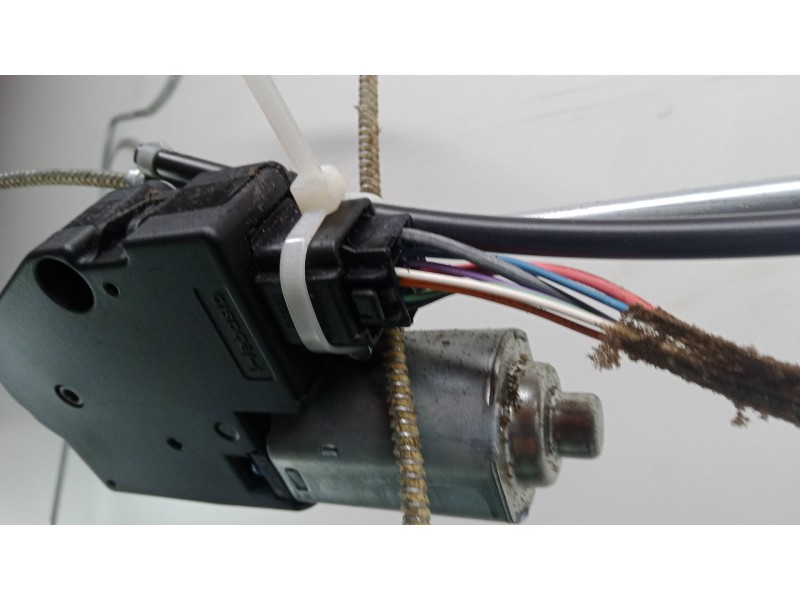 Recambio de techo electrico para renault grand scénic ii (jm0/1_) 1.9 dci (jm14) referencia OEM IAM   