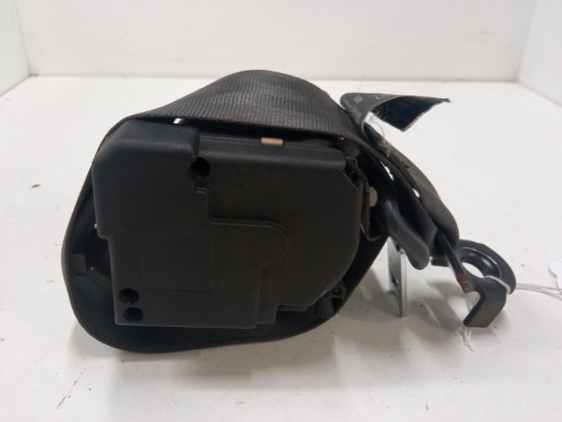 Recambio de cinturon seguridad trasero izquierdo para renault clio ii (bb_, cb_) 1.5 dci (b/c2j) referencia OEM IAM   