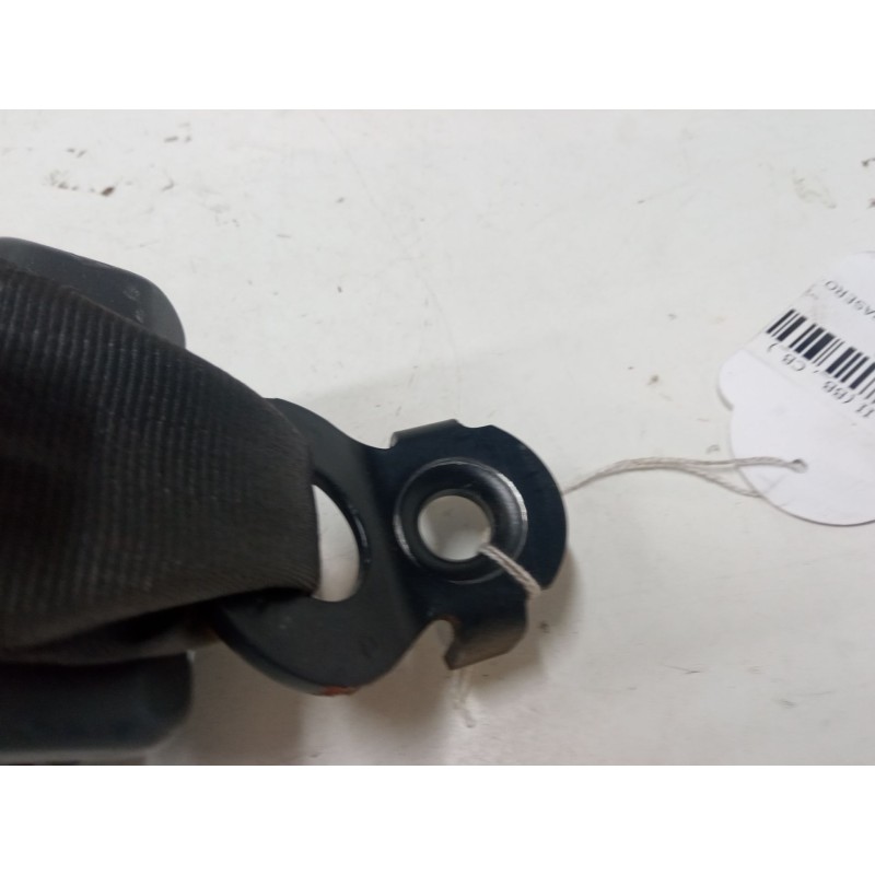 Recambio de cinturon seguridad trasero izquierdo para renault clio ii (bb_, cb_) 1.5 dci (b/c2j) referencia OEM IAM   