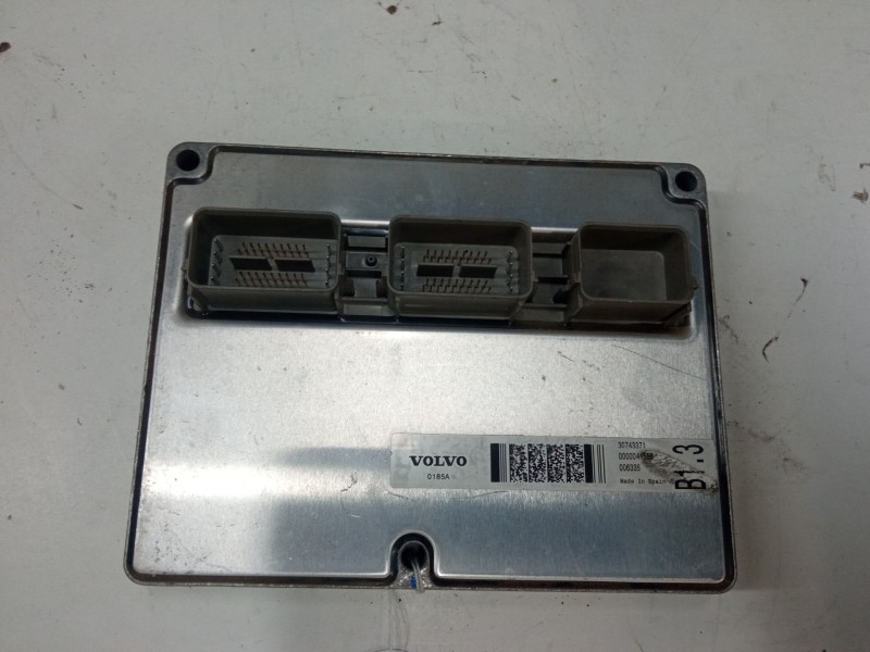 Recambio de centralita motor uce para volvo s40 ii (544) 1.8 referencia OEM IAM 30743371  