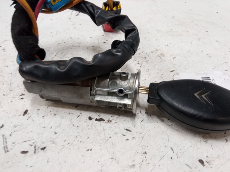 Recambio de clausor para citroën xsara (n1) 2.0 hdi 109 referencia OEM IAM   