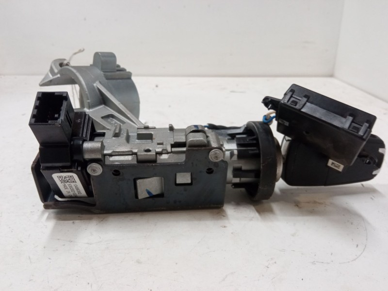 Recambio de clausor para opel corsa e (x15) 1.4 (08, 68) referencia OEM IAM   