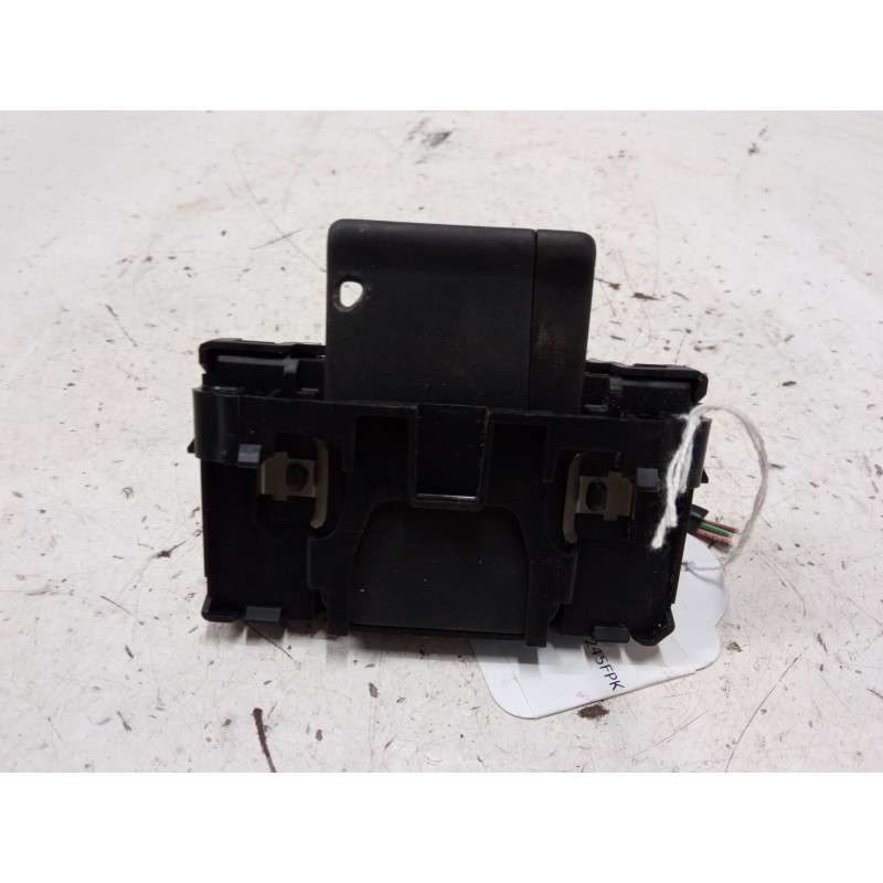 Recambio de clausor para renault scénic ii (jm0/1_) 1.6 16v (jm1r) referencia OEM IAM 8200125077 S118539002E 