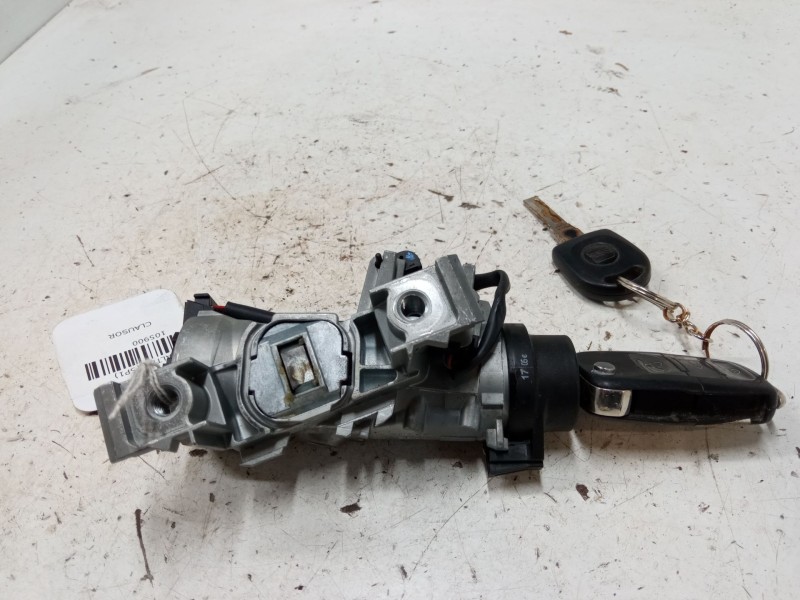 Recambio de clausor para seat altea (5p1) 1.9 tdi referencia OEM IAM   