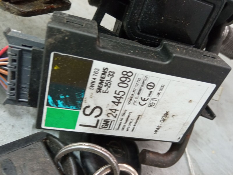 Recambio de columna direccion electrica para opel corsa c (x01) 1.2 (f08, f68) referencia OEM IAM 09115125  