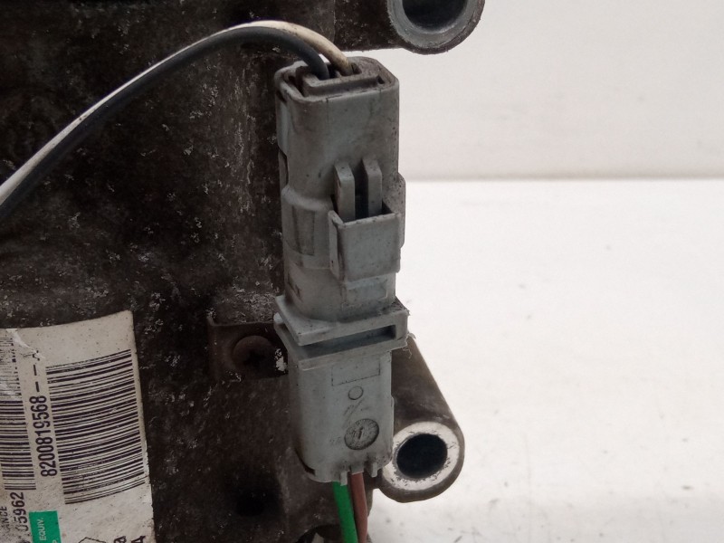 Recambio de compresor a/a para renault twingo ii (cn0_) 1.2 16v (cn0k, cn0v) referencia OEM IAM 8200819568  