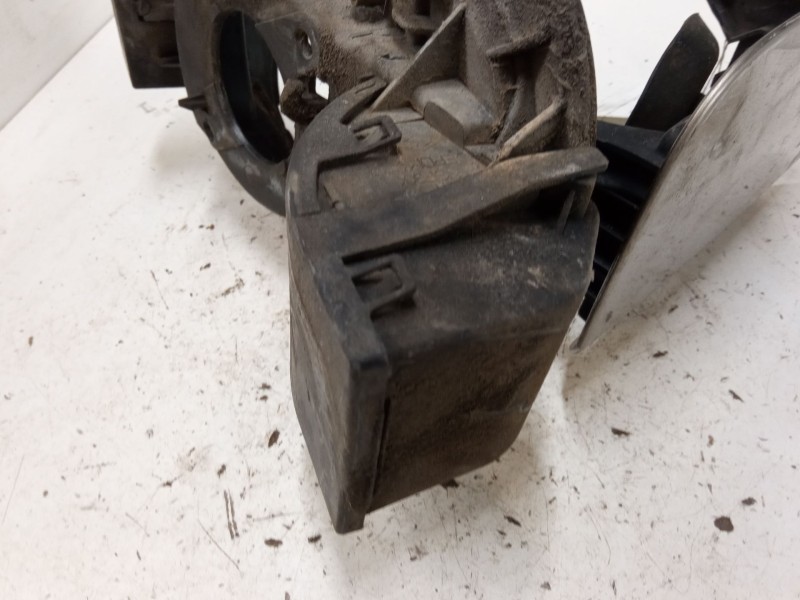 Recambio de tapa exterior combustible para renault laguna iii (bt0/1) 1.5 dci (bt00, bt0a, bt0t, bt1j) referencia OEM IAM   