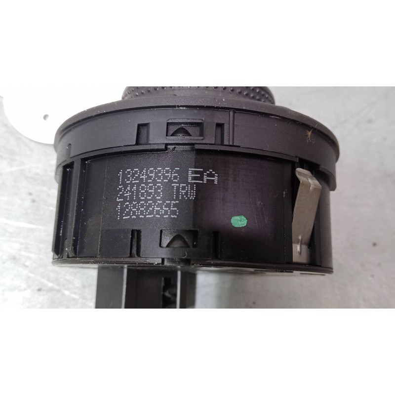 Recambio de conmutador de luces para opel corsa d (s07) 1.3 cdti (l08, l68) referencia OEM IAM 13249396 12882665 241893