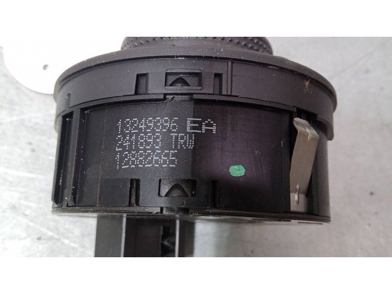 Recambio de conmutador de luces para opel corsa d (s07) 1.3 cdti (l08, l68) referencia OEM IAM 13249396 12882665 241893