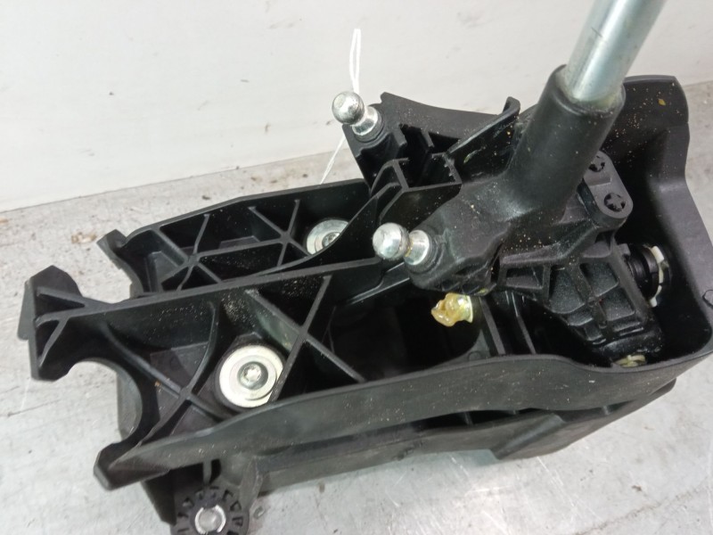 Recambio de conjunto palanca de cambios para ford ecosport 1.0 ecoboost referencia OEM IAM   