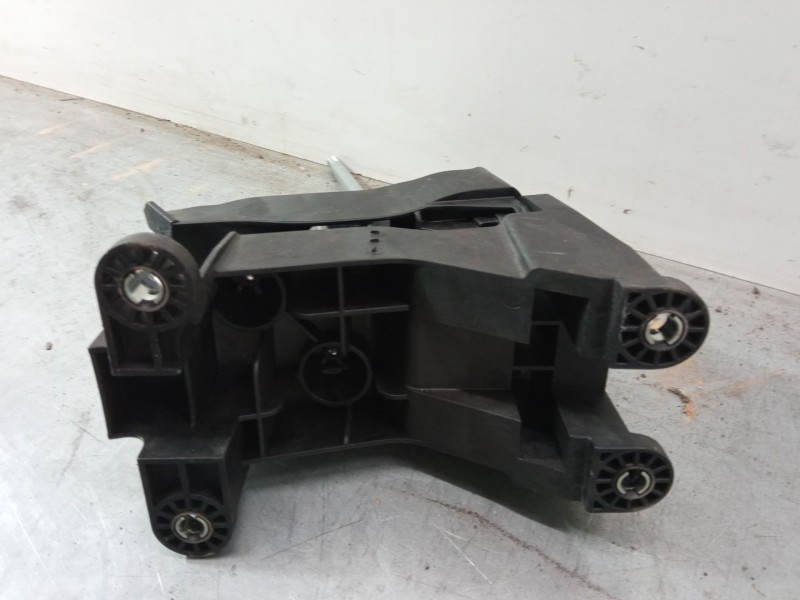 Recambio de conjunto palanca de cambios para ford ecosport 1.0 ecoboost referencia OEM IAM   