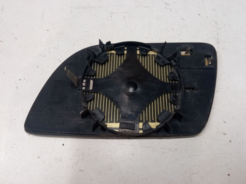 Recambio de cristal retrovisor derecho para volkswagen polo iv (9n_, 9a_) 1.4 16v referencia OEM IAM   
