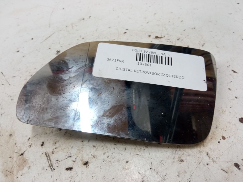 Recambio de cristal retrovisor izquierdo para volkswagen polo iv (9n_, 9a_) 1.4 tdi referencia OEM IAM   