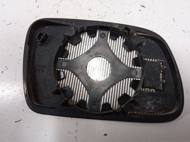 Recambio de cristal retrovisor izquierdo para peugeot 307 break (3e) 2.0 hdi 135 referencia OEM IAM   