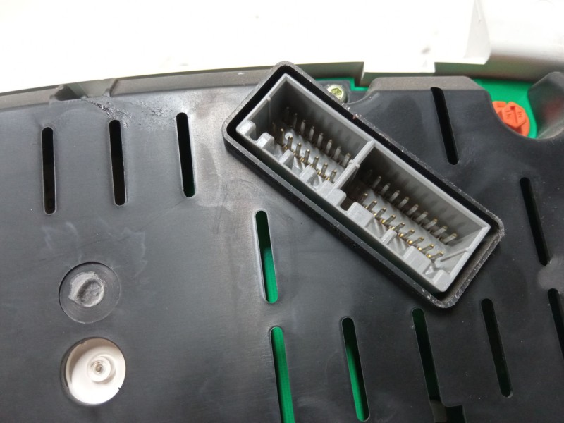 Recambio de cuadro instrumentos para kia cee´d hatchback (ed) 1.4 referencia OEM IAM 940031H010  