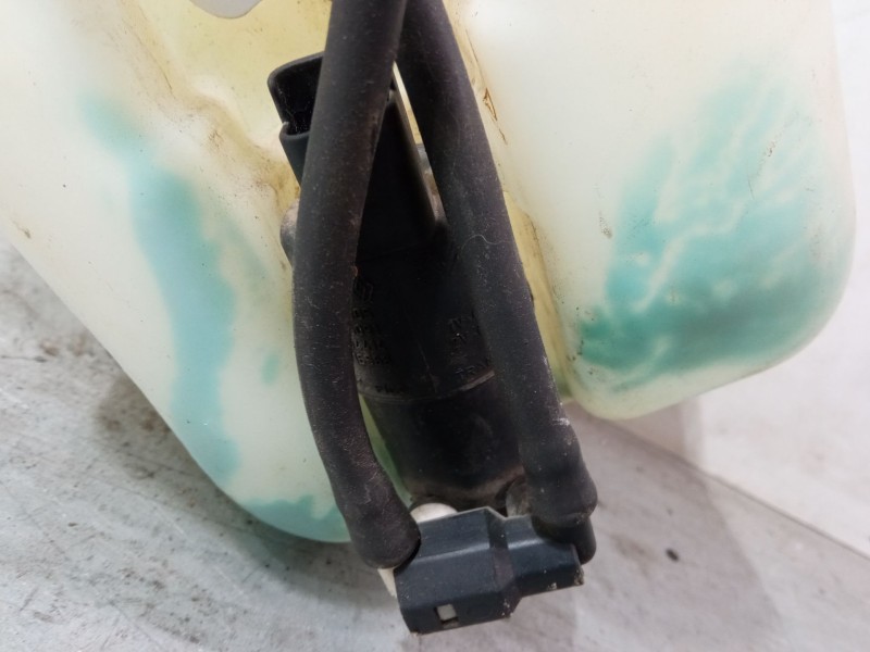 Recambio de deposito limpiaparabrisas para peugeot 207/207+ (wa_, wc_) 1.4 16v referencia OEM IAM   