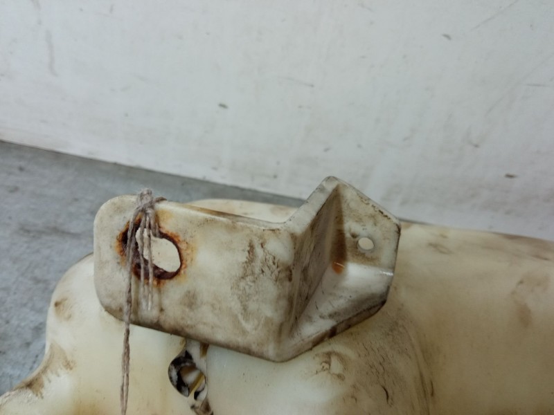 Recambio de deposito limpiaparabrisas para fiat barchetta (183_) 1.8 16v referencia OEM IAM   