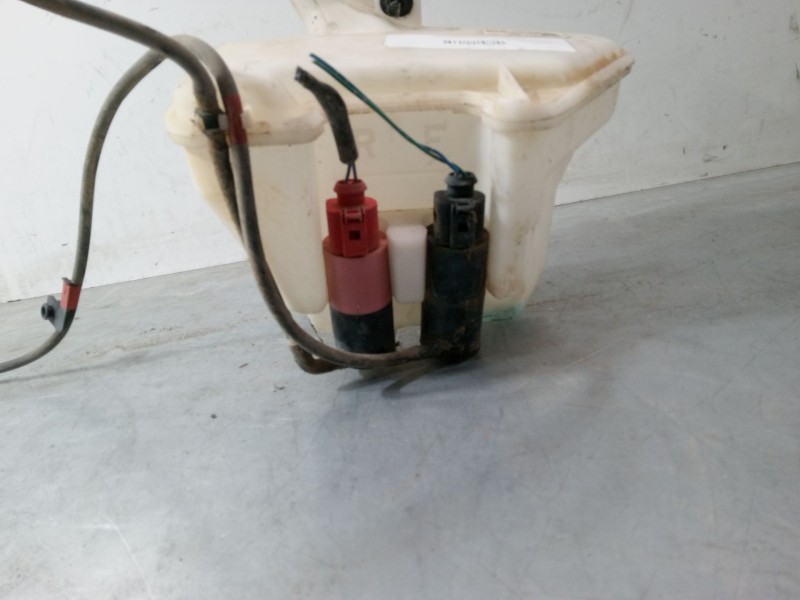 Recambio de deposito limpiaparabrisas para toyota yaris (_p9_) 1.4 d-4d (nlp90_) referencia OEM IAM   