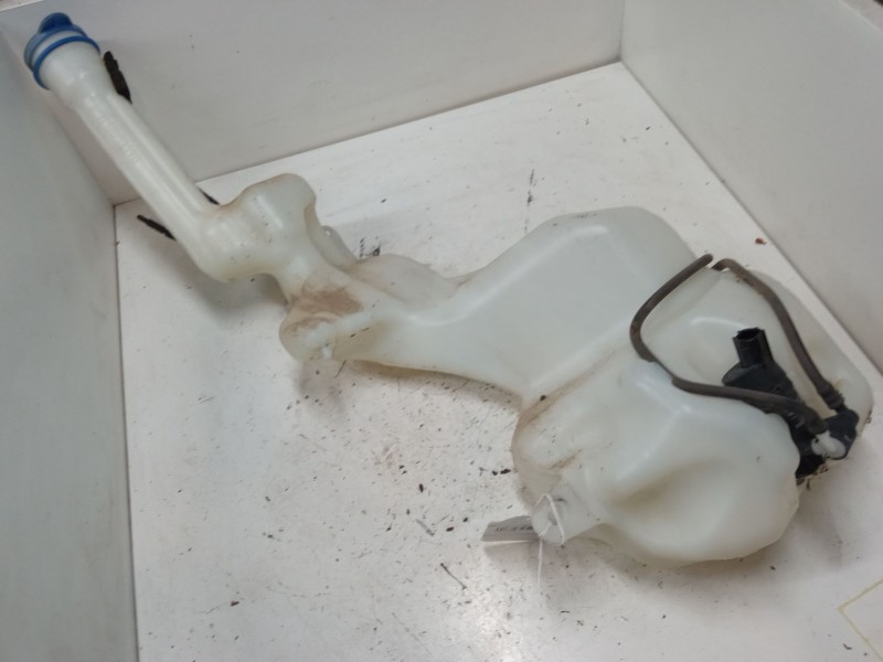 Recambio de deposito limpiaparabrisas para ford ecosport 1.0 ecoboost referencia OEM IAM   