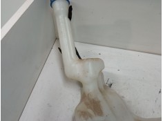 Recambio de deposito limpiaparabrisas para ford ecosport 1.0 ecoboost referencia OEM IAM    2