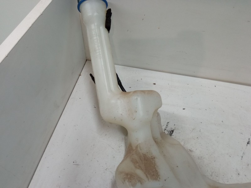 Recambio de deposito limpiaparabrisas para ford ecosport 1.0 ecoboost referencia OEM IAM   