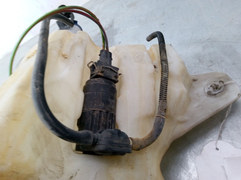 Recambio de deposito limpiaparabrisas para fiat punto (199_) 1.3 d multijet referencia OEM IAM   