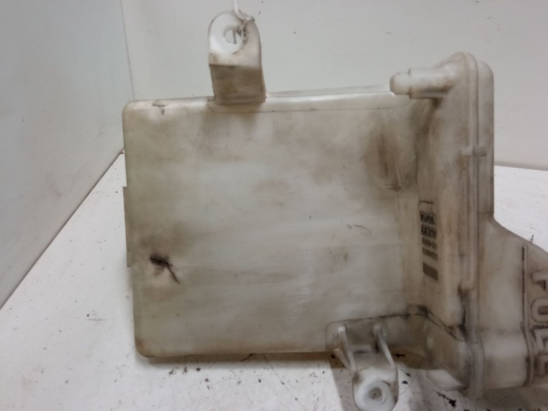 Recambio de deposito limpiaparabrisas para toyota yaris (_p1_) 1.3 (ncp10_, scp12_) referencia OEM IAM   