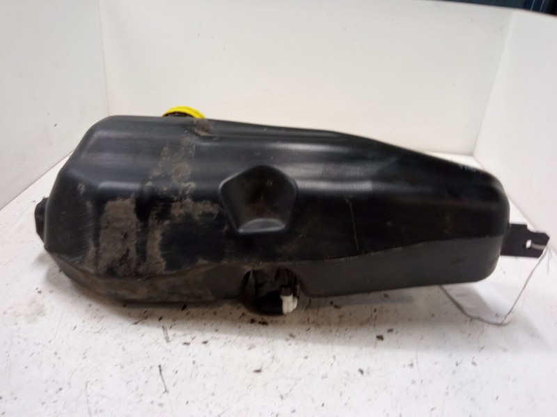 Recambio de deposito limpiaparabrisas para dacia sandero ii (b8_) 1.5 dci 75 / blue dci 75 (b8jw, b8m4, b8ah, b8m7, b8m6) refere