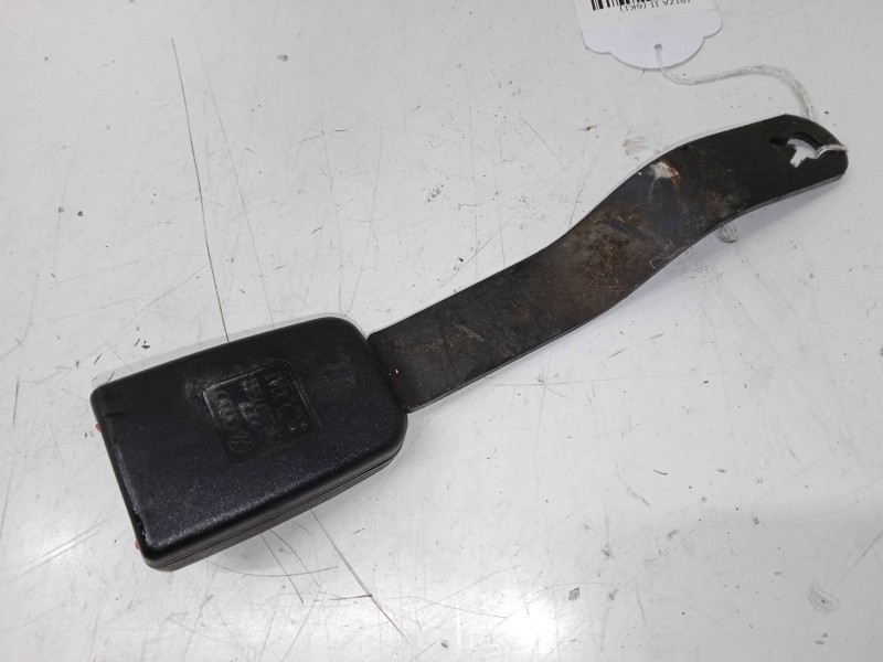 Recambio de anclaje cinturon delantero izquierdo para seat ibiza ii (6k1) 1.4 16v referencia OEM IAM   