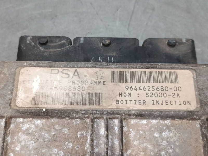 Recambio de centralita motor uce para peugeot 206 hatchback (2a/c) 1.4 i referencia OEM IAM 9646988680 9644625680 