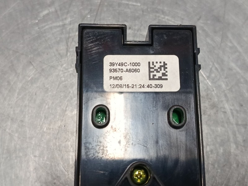 Recambio de mando elevalunas delantero izquierdo para hyundai i30 (gd) 1.4 crdi referencia OEM IAM 39Y49C1000  