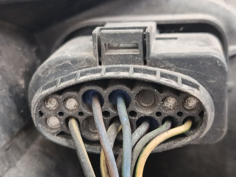 Recambio de faro izquierdo para ford s-max (wa6) 2.0 tdci referencia OEM IAM 6M2113W030AL  