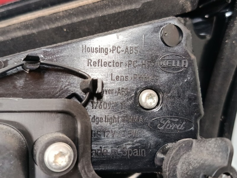 Recambio de piloto trasero porton izquierdo para ford s-max (wa6) 2.0 tdci referencia OEM IAM AM2113A603AF  