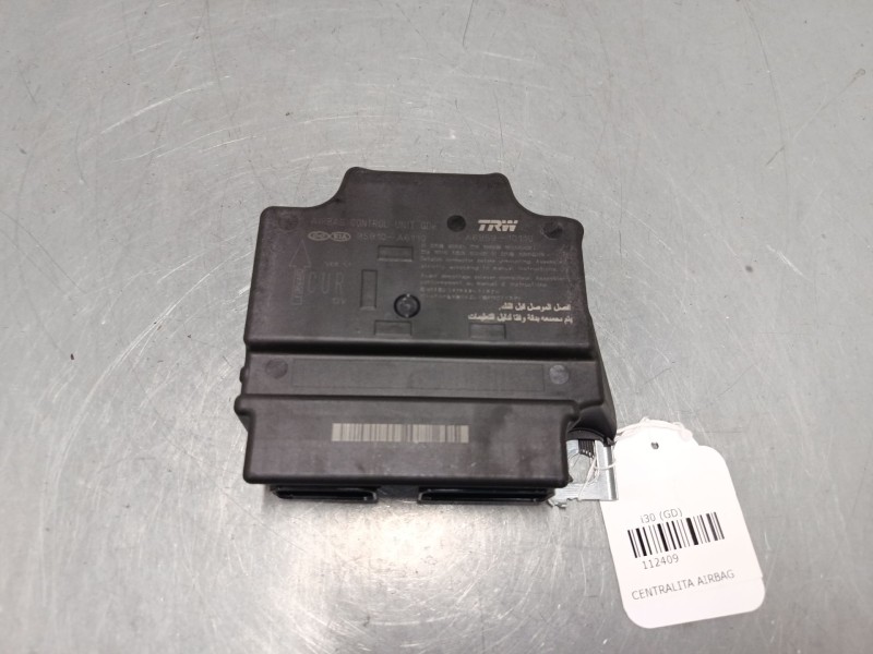 Recambio de centralita airbag para hyundai i30 (gd) 1.4 crdi referencia OEM IAM 95910A6110  