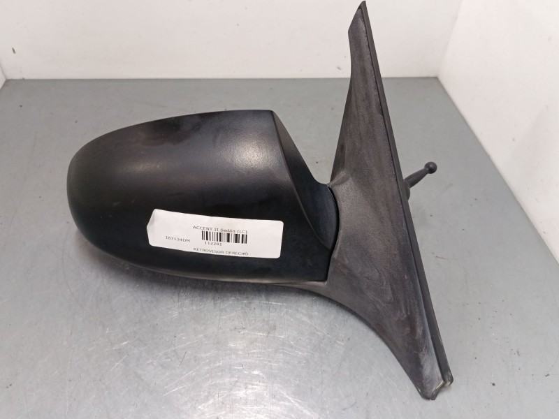 Recambio de retrovisor derecho para hyundai accent ii sedán (lc) 1.3 referencia OEM IAM   