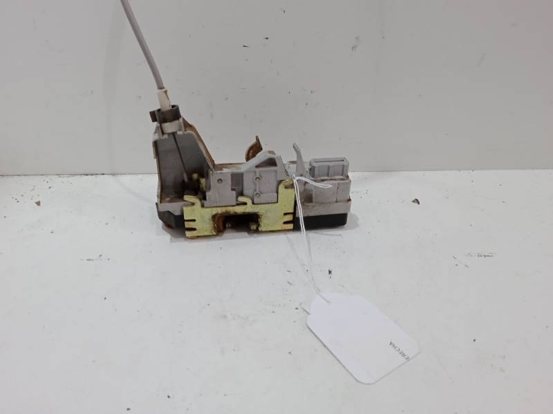 CERRADURA PUERTA TRASERA DERECHA 